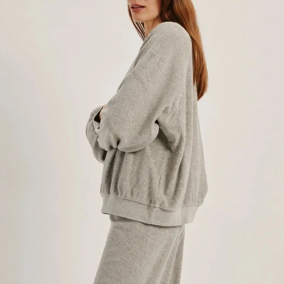 SUZIE KONDI Samos Oversized Sweatshirt Terry Heather Grey NWT - Picture 3 of 10